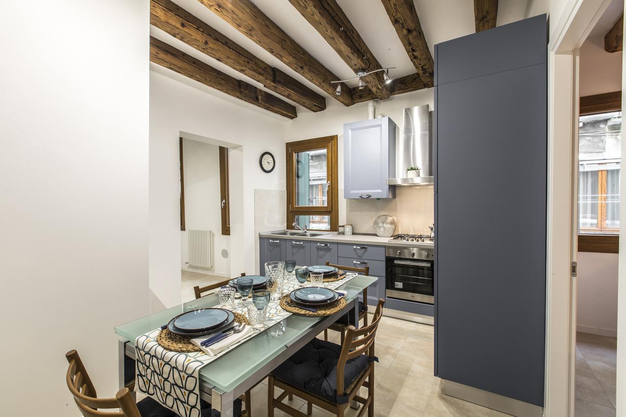 Ca Rezzonico Apartment R&R Benátky Exteriér fotografie